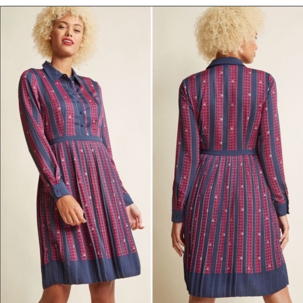 (D26) Modcloth Just My Typist Navy & Purple Clover Shirt Dress